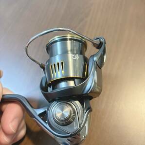 ダイワ 23エアリティ LT2500S-DH ハンドル無し DAIWA AIRITY スピニングリール 中古品の画像8