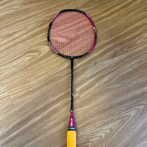 出品本日まで ☆早い者勝ち☆ YONEX バドミントンラケット アストロクスパワーソアー AXPSHG-704 BK/MG 5U5