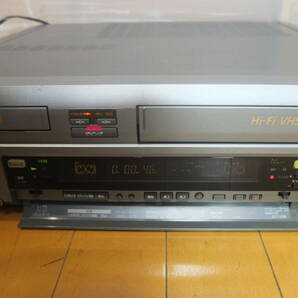 SONY/ソニー WV-BW2 Hi8/VHS.ビデオデッキ 録再OKの画像2