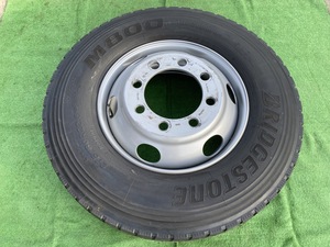 *ブリヂストン/Ｍ800/275/80Ｒ22.5/リトレッドタイヤ/未使用/22.5×7.50/引き取り限定(印西/ホイール/20210104Ｈ01)