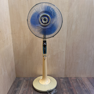 [ rare ] rare that time thing Showa Retro Sanyo Sanyo Electric corporation Sanyo electric fan EF-7XF. interval . blue color 35.3 sheets wings operation verification settled 