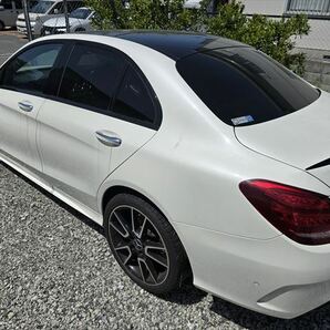 部品取車 メルセデスAMG C43 右リア事故現状 単品販売はしません。丸ごと1台引取可能な方 エンジン始動OK 多少の前後は可能の画像5