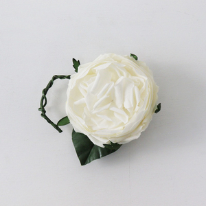 カネコイサオ KANEKO ISAO ローズモチーフコサージュ/ホワイト ブローチ アクセサリー 薔薇 フラワー 花【2400013812801】