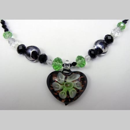 Achetez-le maintenant/Perles/Collier/Verre & Acrylique/Cœur/45cm/1 pièce/C9, Fait main, Accessoires (pour femmes), collier, pendentif, foulard