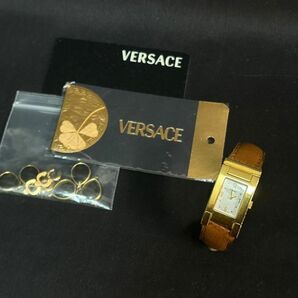 ECc157D06 VERSACE ヴェルサーチ ASQ90 革ベルト レディース クォーツ 腕時計の画像1