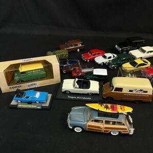 DDc242D06 ミニカー 車 CORGI BMW Isetta 250 Peugeot 403 Cabriolet 1969 Plymouth Road Runner など 22台 まとめの画像7