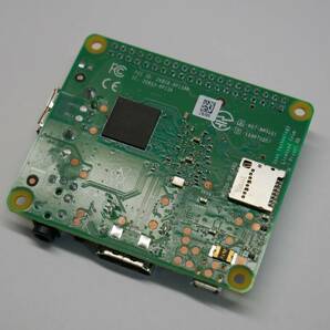 【ジャンク品】Raspberry Pi 3 Model A+（単品・箱/マニュアル付き）の画像3