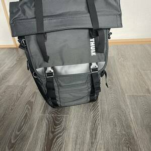 [スーリー] カメラリュック Covert DSLR Rolltop Backpack