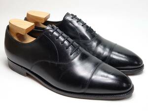 JOHN LOBB