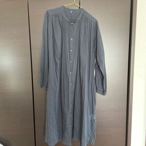 ワンピース 紺色