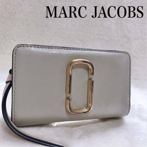美品 MARC JACOBS 2つ折り財布 ロゴ レザー コンパクトウォレット スナップショット ピンク マークジェイコブス