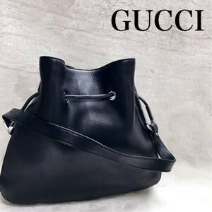 極美品 GUCCI グッチ オールレザー ショルダーバッグ ロゴ ブラック 黒 タッセル 巾着