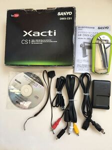 極美品 SANYO デジタルムービーカメラ　Xacti DMX-CS1 グリーン　動作ok