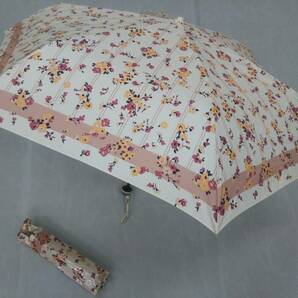 折りたたみ傘　軽量　レディース 雨傘　新品　花柄（プチトートバッグ袋入り）　白