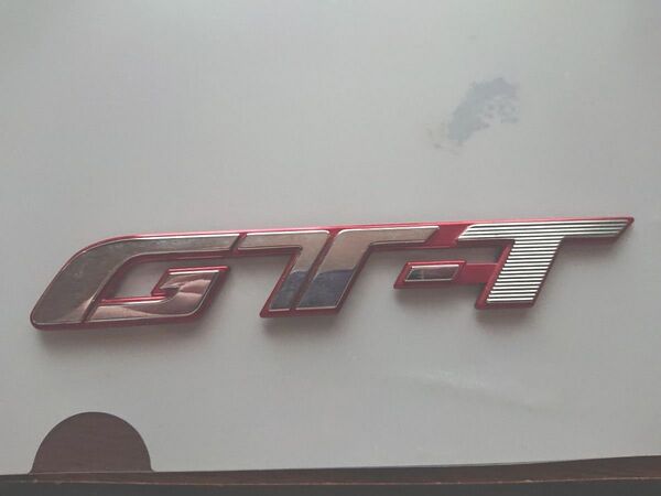 カルディナ GT-T エンブレム