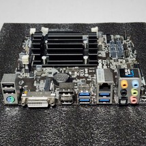 ASRock N3700-ITX IOパネル付属 Mini-ITXマザーボード CPU Pentium N3700搭載 1.6GHz 4コア4スレッド Braswell 最新Bios 動作確認済み_画像3