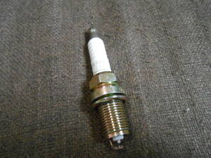 NGK Sparkplug BKR6E　 未使用New item 1本