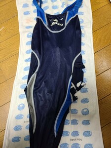 MIZUNO 競泳水着　アクセルスーツ