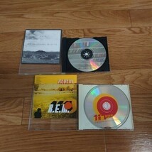 ★☆Ｓ05524　R.E.M.（アール・イー・エム)【アドベンチャーズ…/New Adventures In Hi-Fi 】【リヴィール/Reveal】　CDアルバム２枚☆★_画像1