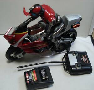 # Kamen Rider Kabuto #R/C с зарядным устройством ..# takkyubin (доставка на дом) 