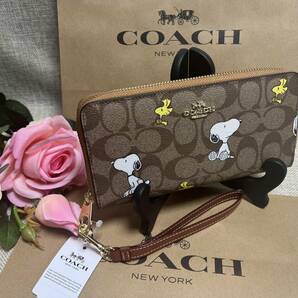 コーチ 財布 COACH 長財布 シグネチャー COACH X PEANUTSスペシャル レディース 財布 ラウンドジップ長財布 シグネチャー スヌーピー 