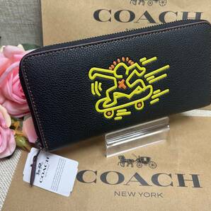 コーチ COACH 長財布 財布 アコーディオンラウンドジップ キース ヘリング レザー ブラック プレゼント 贈り物 ギフト 新品 F87107 193