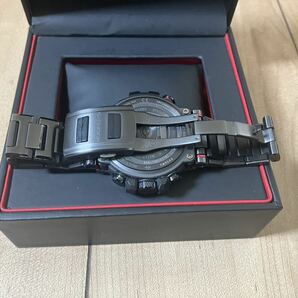 極美品★CASIO G-SHOCK MT-GBluetooth搭載電波ソーラーカーボンベゼルMTG-B1000XBD-1AJFの画像6