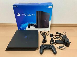 PS4 Pro CUH-7000B ジェットブラック1TB 充電スタンド付き