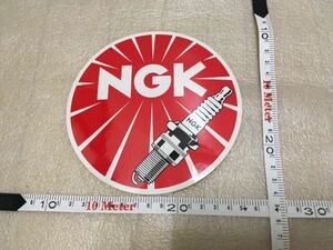 ☆NGK☆中型丸☆レーシングビンテージステッカー☆当時物☆１枚☆送料込☆