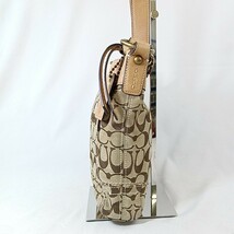 F ×【商品ランク:B】 コーチ COACH シグネチャー 総柄 ゴールド金具 一部 レザー ショルダー / クロスボディ バッグ 斜め掛け 婦人鞄_画像3