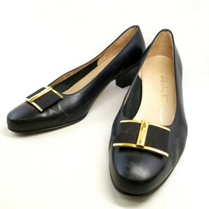  A #【商品ランク:B】 サルヴァトーレ フェラガモ Salvatore Ferragamo ヴァラ リボン レザー ラウンドトゥ パンプス シューズ 婦人靴の画像1