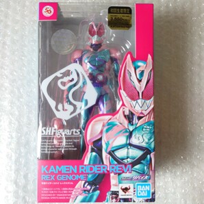 1円スタート 未使用 S.H.Figuarts 仮面ライダーリバイ レックスゲノム 仮面ライダーリバイスの画像1