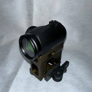 実物 Aimpoint T1 2MOA+実物UNITYマウントFDE 実物Aimpoint 3X−C Magnifier+実物UNITY マウント FDEの画像1