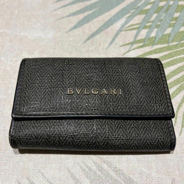 キーケース ブラック レザー BVLGARI グレー　VUITTON Louis BVLGARI 三つ折り 