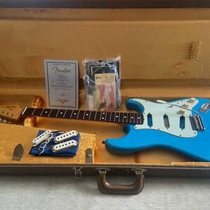 Fender Custom Shop 1960 Stratocaster Relic Faded Taos Turquoise フェンダー カスタムショップ ストラトキャスター の画像1