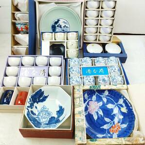 【L503】★未使用・保管品★有田焼 10箱 まとめ売り 華山 西峰 肥山 和食器 湯呑 茶碗 大皿 お皿 贈答品 工芸品 陶芸の画像1