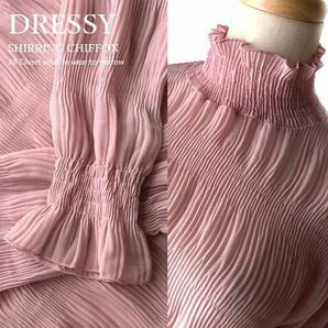 新品【送料185円】伸縮◎オールシーズン対応 シャーリングシフォン dressyメロウ コーデに華を添える優秀TOPS3775.PINKの画像1