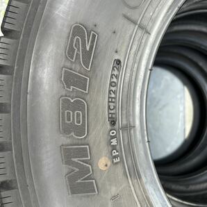 BRIDGESTONE M８１２ 205/85R16 117/115N LT 2021年２本 2022年２本 中古タイヤ４本 残溝９ミリの画像4