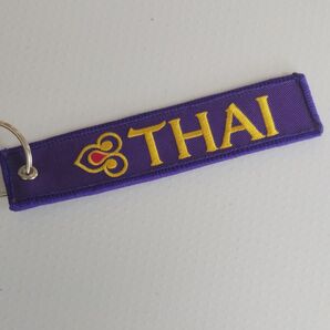 ■極希少【タイ国際航空/THAI AIRWAYS ロゴマーク入りフライトタグ キーホルダー