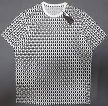 [新品] ARMANI EXCHANGE　「AX」の総ロゴ入りとなる【メンズ・半袖Tシャツ】◆2023年春夏モデル　サイズ：XXL(54相当)　◆色：白＆紺_画像1