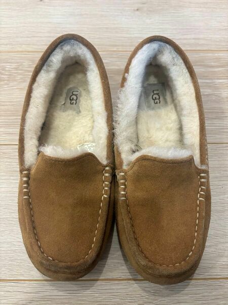 UGG モカシン ムートン スリッポン ボア