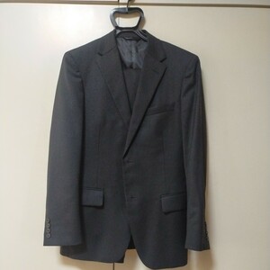 処分 １円スタート 紳士 シングルスーツ 黒BLACK HROKO KOSHNO サイズA5 美品 背抜きセンターベンツ スリーシーズン