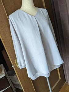  blouse light gray L