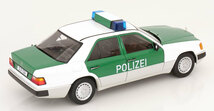 norev 1/18 Mercedes Benz 230E W124 POLIZEI 1989-1993　パトカー　メルセデス　ベンツ　ノレブ　ディーラー限定品_画像2