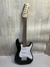 美品 　Squier ミニストラトキャスター Mini エレキギター 動作確認済み ケース付_画像2