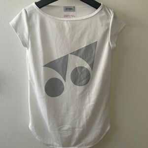 ヨネックス　Tシャツ　L