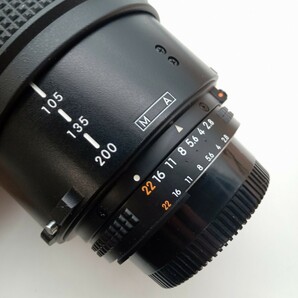 北山3月No.185 カメラ レンズ Nikon ニコン NIKKOR カメラレンズ 動作未確認 80-200mm 77mm 1:2.8 箱・ケース付き ケース傷有の画像6