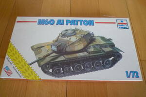 esi-1/72 America land army M60 A1 pad n shrink packing unopened however crack have package . damage . some stains equipped 