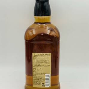 1 [未開栓] ブラックニッカ８年 NIKKA BLACK AGED8YEARS 芳醇8年樽熟成 700ml 40％ モルト・グレーン ウイスキーの画像2