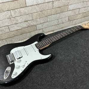 134●〇 Squier by Fender BULLET STRAT ストラトキャスター エレキギター / スクワイヤー フェンダー 〇●の画像1